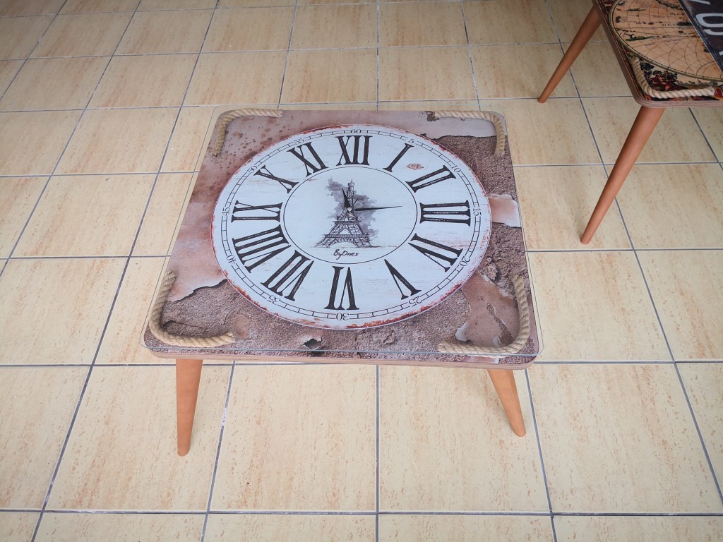 Dijital Baskılı Saatli Orta Sehpa Dijital Baskılı Saatli Orta Sehpa